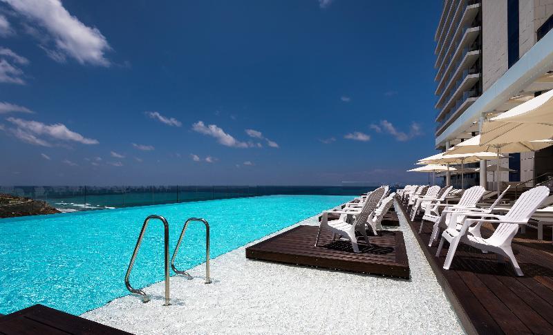 Vert Lagoon Netanya By Afi Hotels Exterior photo Infinity pool at the hotel